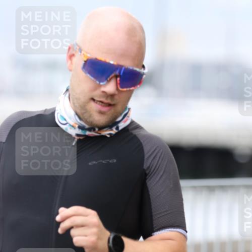 16.08.2026 - KN Förde Triathlon 2026 Antke Förster http://msf.ph/oto/10006895 16.08.2026 12:06:30 Laufen  meine-sportfotos.de
