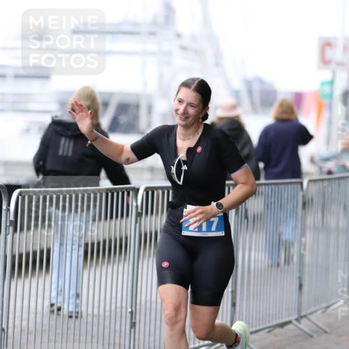 16.08.2026 - KN Förde Triathlon 2026 Antke Förster http://msf.ph/oto/10006918 16.08.2026 10:26:19 Laufen 17 meine-sportfotos.de