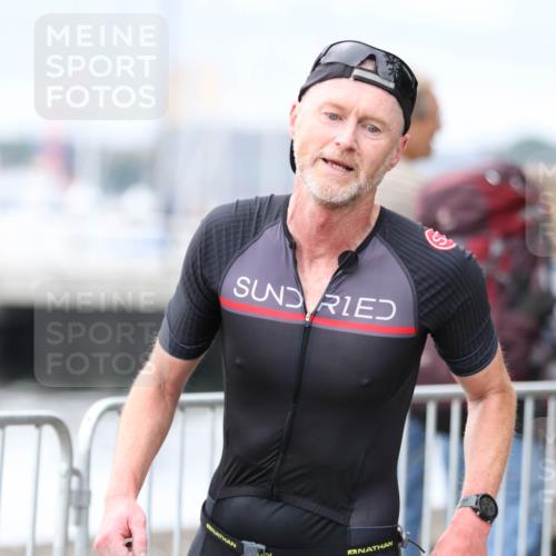 16.08.2026 - KN Förde Triathlon 2026 Antke Förster http://msf.ph/oto/10006988 16.08.2026 12:07:01 Laufen  meine-sportfotos.de