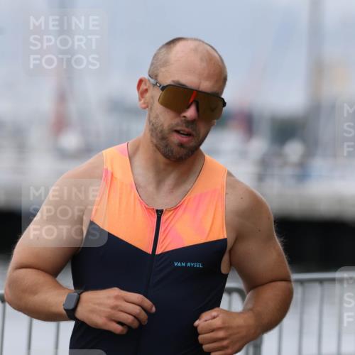 16.08.2026 - KN Förde Triathlon 2026 Antke Förster http://msf.ph/oto/10007018 16.08.2026 12:07:16 Laufen  meine-sportfotos.de
