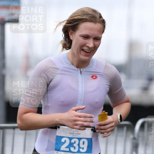 16.08.2026 - KN Förde Triathlon 2026 Antke Förster http://msf.ph/oto/10007026 16.08.2026 10:26:51 Laufen 2005, 239 meine-sportfotos.de