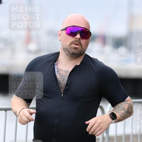 16.08.2026 - KN Förde Triathlon 2026 Antke Förster http://msf.ph/oto/10007075 16.08.2026 12:07:33 Laufen 432, 432, 40 meine-sportfotos.de