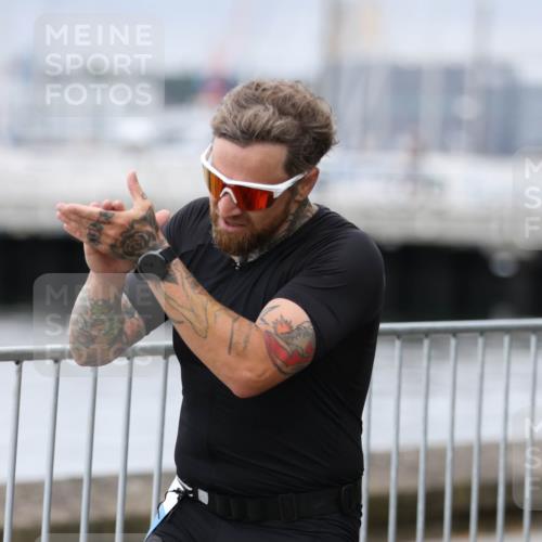 16.08.2026 - KN Förde Triathlon 2026 Antke Förster http://msf.ph/oto/10007198 16.08.2026 12:08:22 Laufen  meine-sportfotos.de