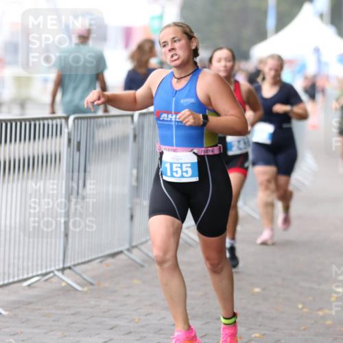 16.08.2026 - KN Förde Triathlon 2026 Antke Förster http://msf.ph/oto/10007263 16.08.2026 10:28:45 Laufen 155 meine-sportfotos.de