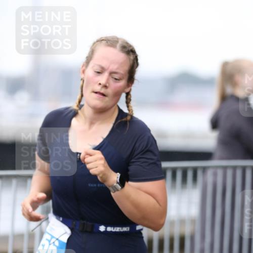 16.08.2026 - KN Förde Triathlon 2026 Antke Förster http://msf.ph/oto/10007290 16.08.2026 10:28:52 Laufen 56 meine-sportfotos.de