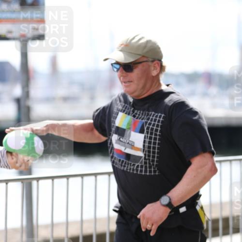 16.08.2026 - KN Förde Triathlon 2026 Antke Förster http://msf.ph/oto/10007406 16.08.2026 13:54:14 Laufen  meine-sportfotos.de