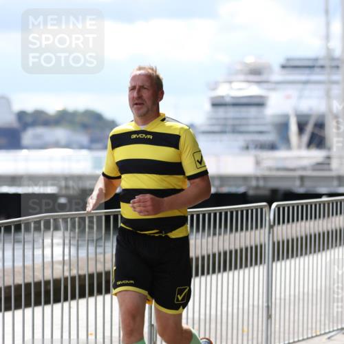 16.08.2026 - KN Förde Triathlon 2026 Antke Förster http://msf.ph/oto/10007439 16.08.2026 13:55:04 Laufen  meine-sportfotos.de