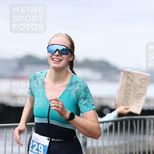 16.08.2026 - KN Förde Triathlon 2026 Antke Förster http://msf.ph/oto/10007506 16.08.2026 10:30:42 Laufen 627 meine-sportfotos.de
