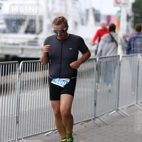 16.08.2026 - KN Förde Triathlon 2026 Antke Förster http://msf.ph/oto/10007519 16.08.2026 12:10:48 Laufen 400 meine-sportfotos.de