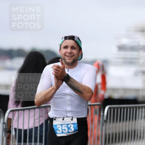 16.08.2026 - KN Förde Triathlon 2026 Antke Förster http://msf.ph/oto/10007546 16.08.2026 12:11:02 Laufen 353 meine-sportfotos.de