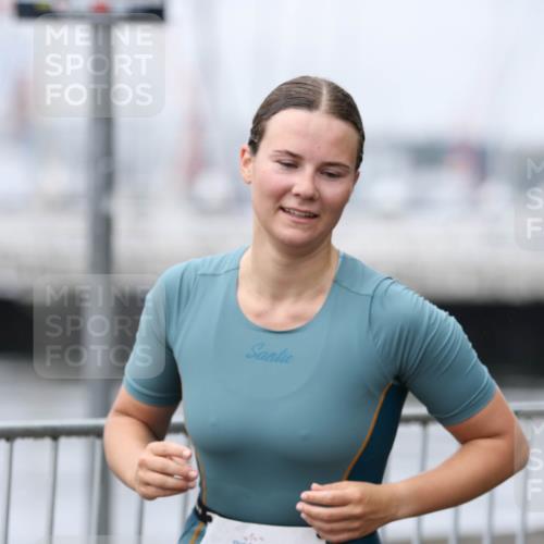 16.08.2026 - KN Förde Triathlon 2026 Antke Förster http://msf.ph/oto/10007548 16.08.2026 10:30:57 Laufen 232 meine-sportfotos.de
