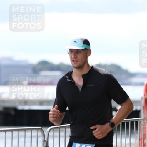 16.08.2026 - KN Förde Triathlon 2026 Antke Förster http://msf.ph/oto/10007565 16.08.2026 13:56:24 Laufen 546 meine-sportfotos.de