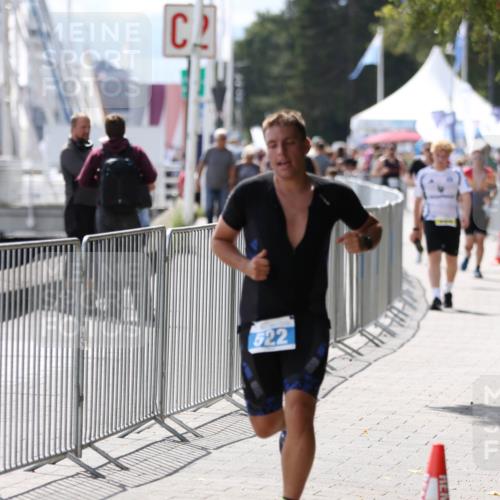 16.08.2026 - KN Förde Triathlon 2026 Antke Förster http://msf.ph/oto/10007577 16.08.2026 13:56:34 Laufen 7, 522 meine-sportfotos.de