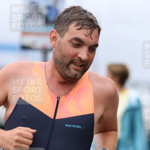 16.08.2026 - KN Förde Triathlon 2026 Antke Förster http://msf.ph/oto/10007597 16.08.2026 12:11:30 Laufen  meine-sportfotos.de