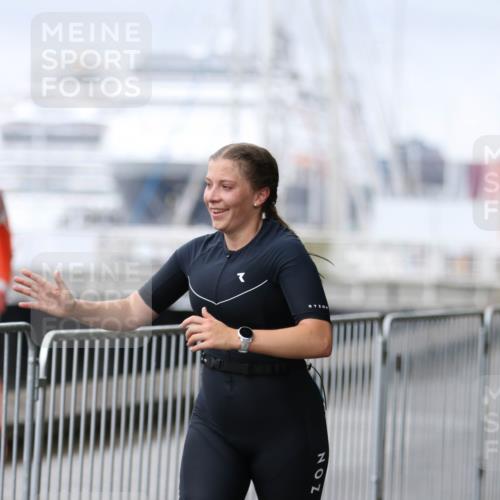 16.08.2026 - KN Förde Triathlon 2026 Antke Förster http://msf.ph/oto/10007599 16.08.2026 10:31:22 Laufen  meine-sportfotos.de