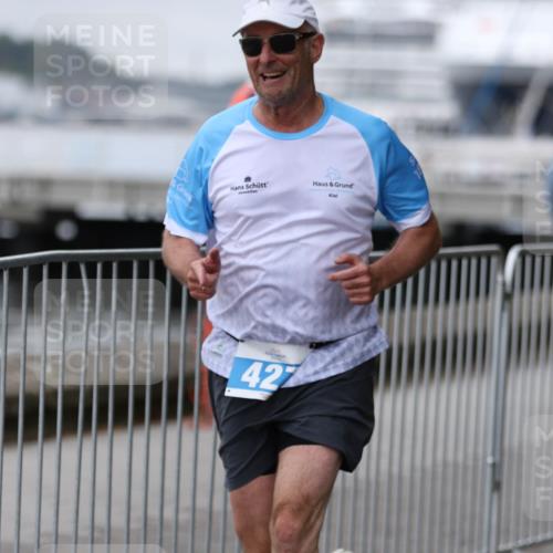 16.08.2026 - KN Förde Triathlon 2026 Antke Förster http://msf.ph/oto/10007609 16.08.2026 12:11:46 Laufen 427 meine-sportfotos.de