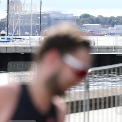 16.08.2026 - KN Förde Triathlon 2026 Antke Förster http://msf.ph/oto/10007625 16.08.2026 13:57:00 Laufen  meine-sportfotos.de