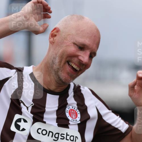 16.08.2026 - KN Förde Triathlon 2026 Antke Förster http://msf.ph/oto/10007660 16.08.2026 12:12:02 Laufen 1910, 2026, 09 meine-sportfotos.de