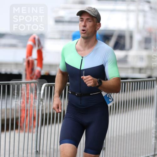 16.08.2026 - KN Förde Triathlon 2026 Antke Förster http://msf.ph/oto/10007798 16.08.2026 12:13:33 Laufen  meine-sportfotos.de