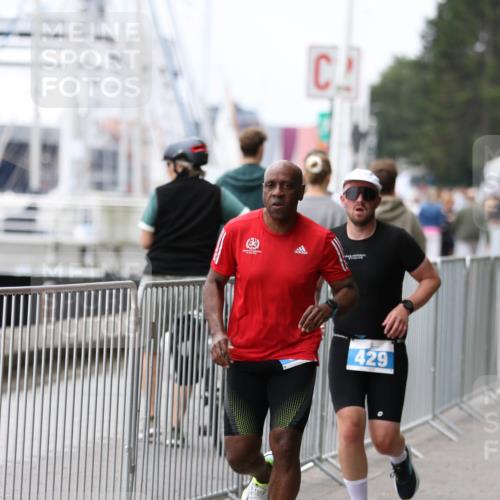 16.08.2026 - KN Förde Triathlon 2026 Antke Förster http://msf.ph/oto/10007813 16.08.2026 12:14:00 Laufen 429 meine-sportfotos.de