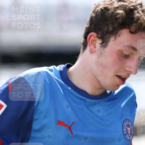 16.08.2026 - KN Förde Triathlon 2026 Antke Förster http://msf.ph/oto/10007844 16.08.2026 13:59:30 Laufen  meine-sportfotos.de