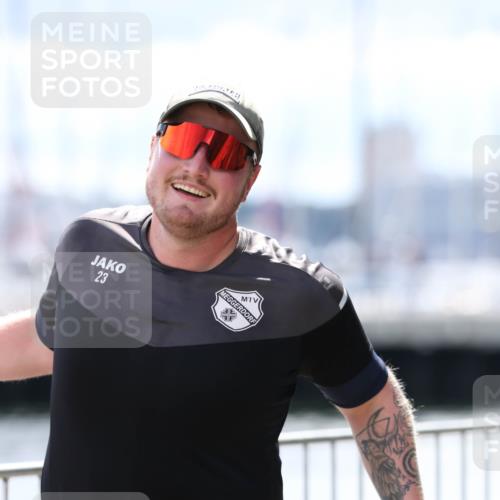 16.08.2026 - KN Förde Triathlon 2026 Antke Förster http://msf.ph/oto/10007892 16.08.2026 13:59:54 Laufen 23 meine-sportfotos.de