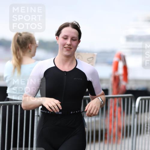 16.08.2026 - KN Förde Triathlon 2026 Antke Förster http://msf.ph/oto/10007917 16.08.2026 10:33:17 Laufen  meine-sportfotos.de