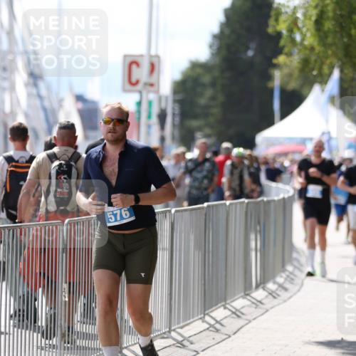 16.08.2026 - KN Förde Triathlon 2026 Antke Förster http://msf.ph/oto/10007922 16.08.2026 14:00:16 Laufen 576 meine-sportfotos.de