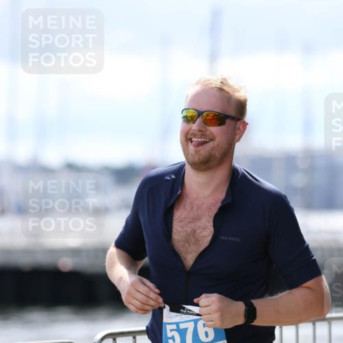 16.08.2026 - KN Förde Triathlon 2026 Antke Förster http://msf.ph/oto/10007931 16.08.2026 14:00:21 Laufen 576 meine-sportfotos.de