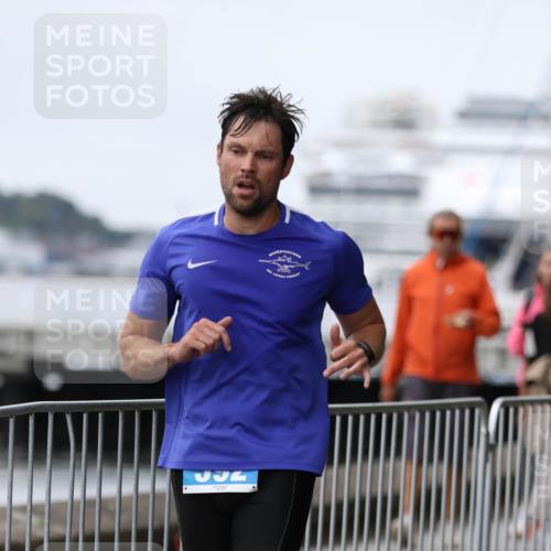 16.08.2026 - KN Förde Triathlon 2026 Antke Förster http://msf.ph/oto/10007963 16.08.2026 12:15:18 Laufen 132 meine-sportfotos.de