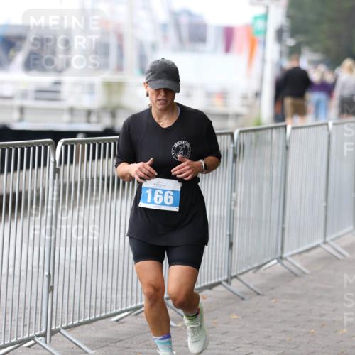 16.08.2026 - KN Förde Triathlon 2026 Antke Förster http://msf.ph/oto/10007965 16.08.2026 10:33:43 Laufen 166 meine-sportfotos.de