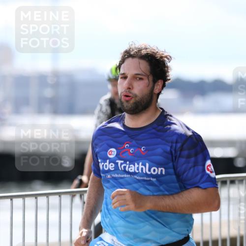 16.08.2026 - KN Förde Triathlon 2026 Antke Förster http://msf.ph/oto/10007967 16.08.2026 14:00:34 Laufen  meine-sportfotos.de