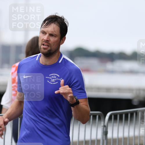 16.08.2026 - KN Förde Triathlon 2026 Antke Förster http://msf.ph/oto/10007969 16.08.2026 12:15:19 Laufen  meine-sportfotos.de
