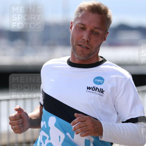16.08.2026 - KN Förde Triathlon 2026 Antke Förster http://msf.ph/oto/10008003 16.08.2026 14:01:03 Laufen 720 meine-sportfotos.de