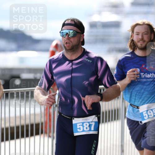 16.08.2026 - KN Förde Triathlon 2026 Antke Förster http://msf.ph/oto/10008027 16.08.2026 14:01:20 Laufen 3, 587, 595, 3 meine-sportfotos.de