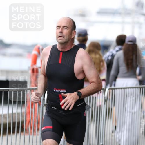 16.08.2026 - KN Förde Triathlon 2026 Antke Förster http://msf.ph/oto/10008074 16.08.2026 12:16:09 Laufen  meine-sportfotos.de