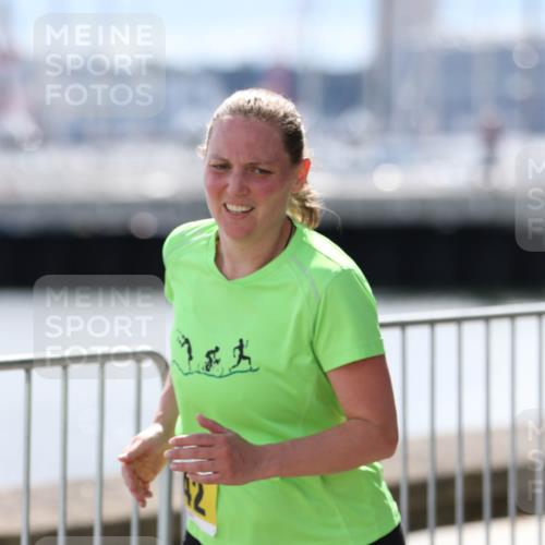16.08.2026 - KN Förde Triathlon 2026 Antke Förster http://msf.ph/oto/10008114 16.08.2026 14:01:49 Laufen  meine-sportfotos.de