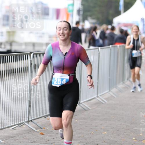16.08.2026 - KN Förde Triathlon 2026 Antke Förster http://msf.ph/oto/10008127 16.08.2026 10:35:10 Laufen 254 meine-sportfotos.de