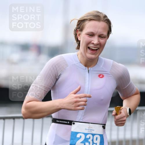 16.08.2026 - KN Förde Triathlon 2026 Antke Förster http://msf.ph/oto/10008235 16.08.2026 10:35:52 Laufen 2025, 239 meine-sportfotos.de