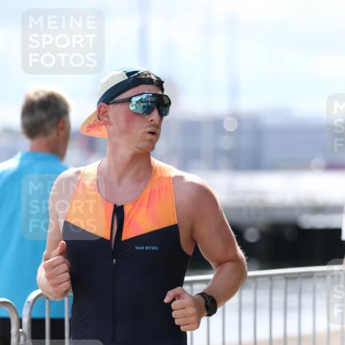 16.08.2026 - KN Förde Triathlon 2026 Antke Förster http://msf.ph/oto/10008279 16.08.2026 14:04:10 Laufen 2026, 566 meine-sportfotos.de