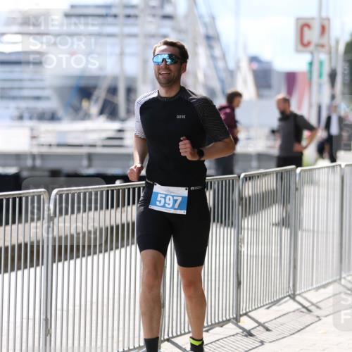 16.08.2026 - KN Förde Triathlon 2026 Antke Förster http://msf.ph/oto/10008288 16.08.2026 14:04:14 Laufen 597 meine-sportfotos.de
