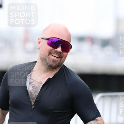 16.08.2026 - KN Förde Triathlon 2026 Antke Förster http://msf.ph/oto/10008302 16.08.2026 12:17:57 Laufen 432, 432, 40 meine-sportfotos.de