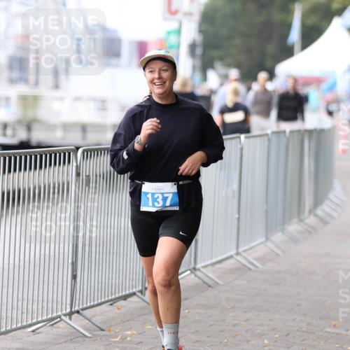 16.08.2026 - KN Förde Triathlon 2026 Antke Förster http://msf.ph/oto/10008346 16.08.2026 10:36:52 Laufen 137 meine-sportfotos.de