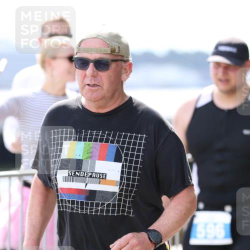 16.08.2026 - KN Förde Triathlon 2026 Antke Förster http://msf.ph/oto/10008366 16.08.2026 14:05:41 Laufen 596 meine-sportfotos.de