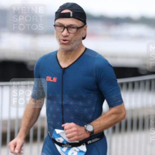 16.08.2026 - KN Förde Triathlon 2026 Antke Förster http://msf.ph/oto/10008377 16.08.2026 12:18:53 Laufen  meine-sportfotos.de