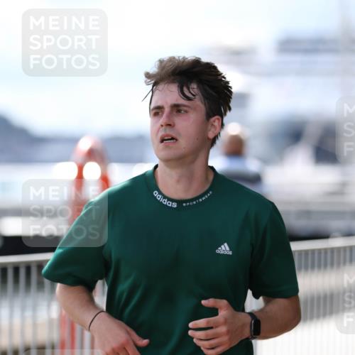 16.08.2026 - KN Förde Triathlon 2026 Antke Förster http://msf.ph/oto/10008399 16.08.2026 14:05:52 Laufen 607 meine-sportfotos.de