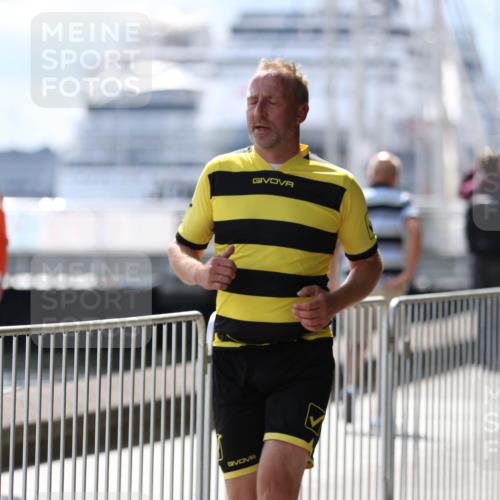 16.08.2026 - KN Förde Triathlon 2026 Antke Förster http://msf.ph/oto/10008402 16.08.2026 14:05:56 Laufen  meine-sportfotos.de