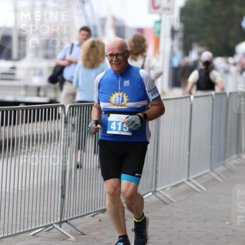 16.08.2026 - KN Förde Triathlon 2026 Antke Förster http://msf.ph/oto/10008440 16.08.2026 12:19:32 Laufen 415 meine-sportfotos.de