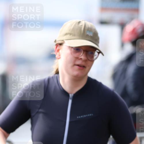 16.08.2026 - KN Förde Triathlon 2026 Antke Förster http://msf.ph/oto/10008478 16.08.2026 10:38:59 Laufen 250 meine-sportfotos.de