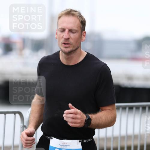 16.08.2026 - KN Förde Triathlon 2026 Antke Förster http://msf.ph/oto/10008485 16.08.2026 12:19:46 Laufen 2026, 426 meine-sportfotos.de